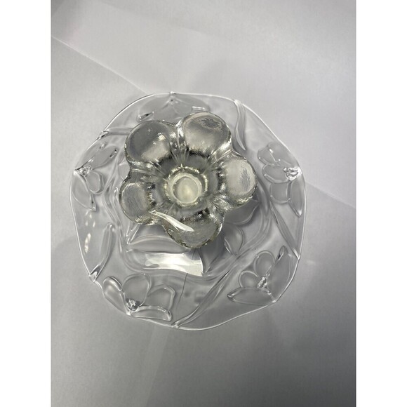 Vintage Compote Bon Bon Dish Pedestal Clear Embossed Frosted Flowers 8" - Picture 3 of 5